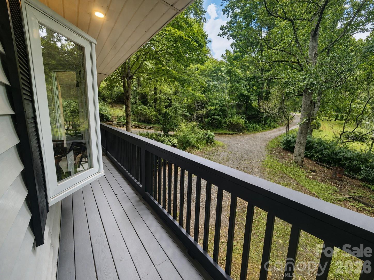 47 Caribou Lane — Burnsville