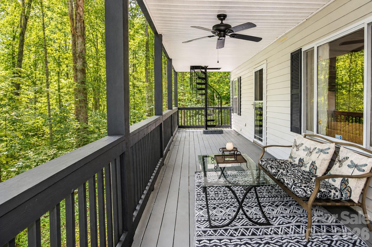 47 Caribou Lane — Burnsville