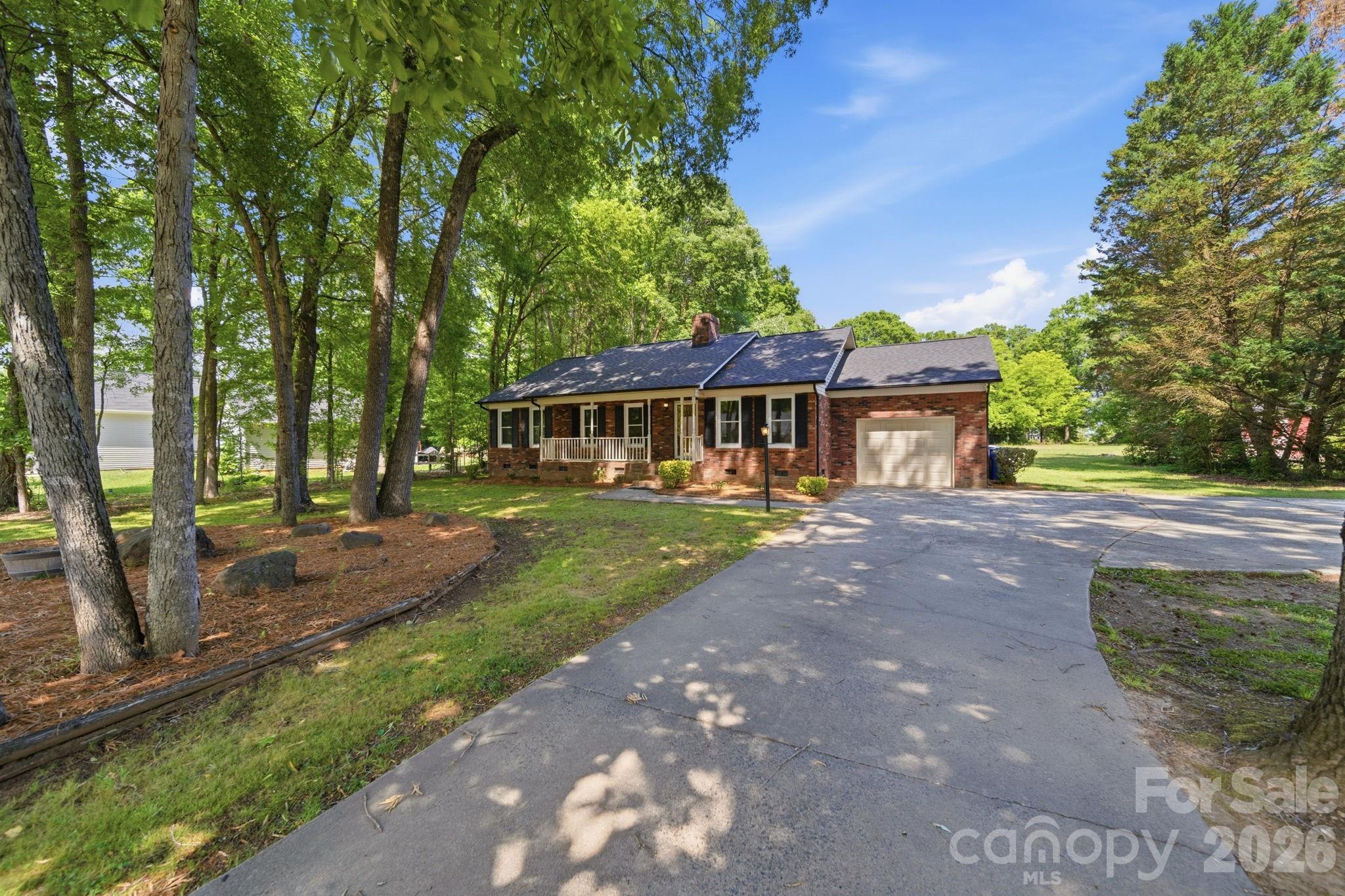 617 Autumn Drive — Harrisburg