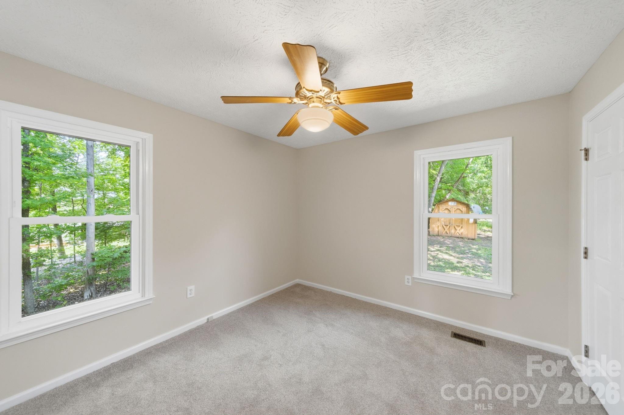 617 Autumn Drive — Harrisburg