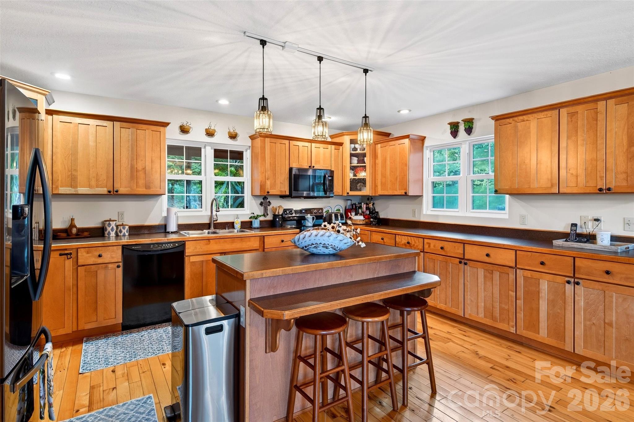 108 High Lake Drive — Nebo