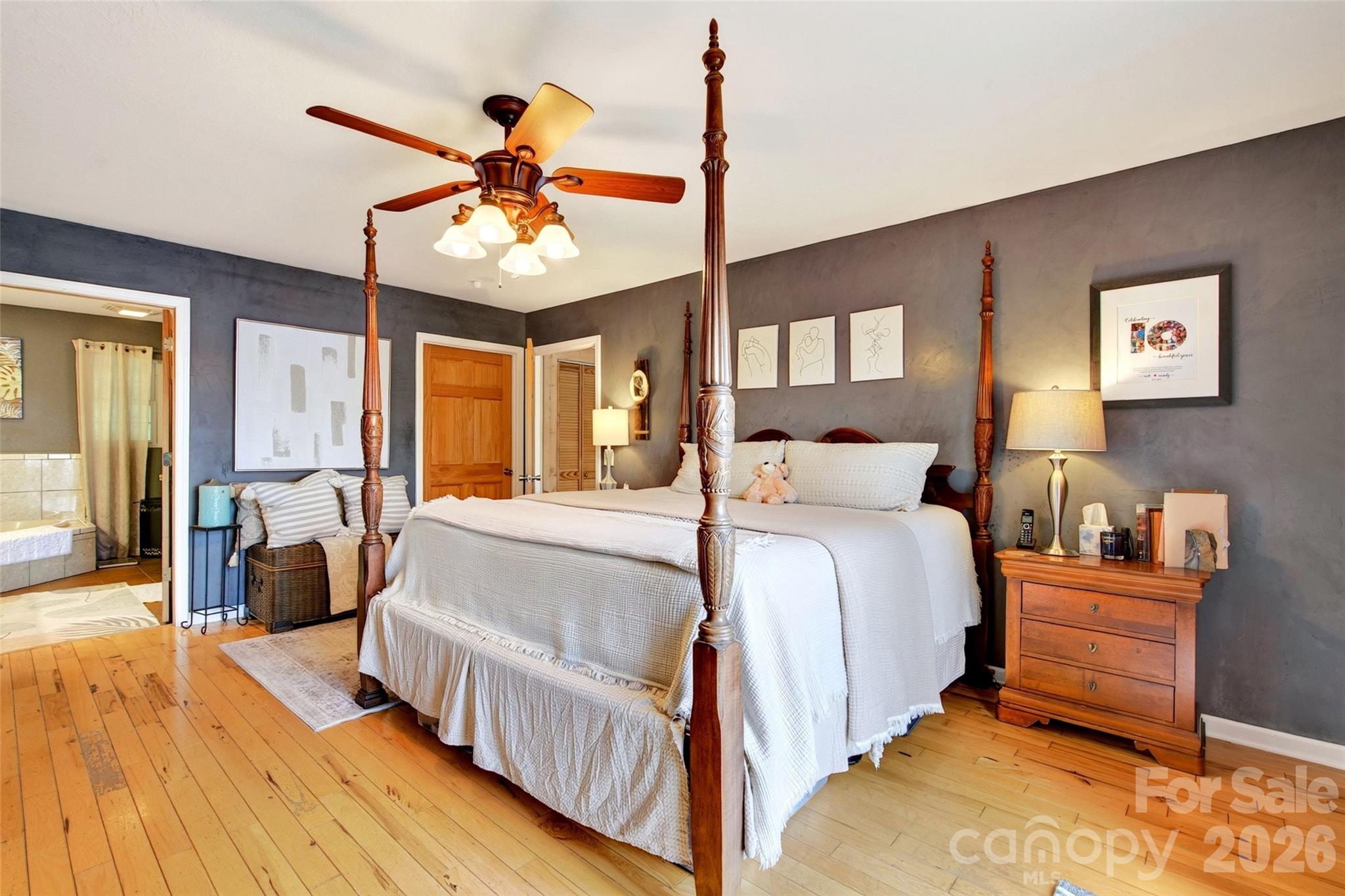 108 High Lake Drive — Nebo