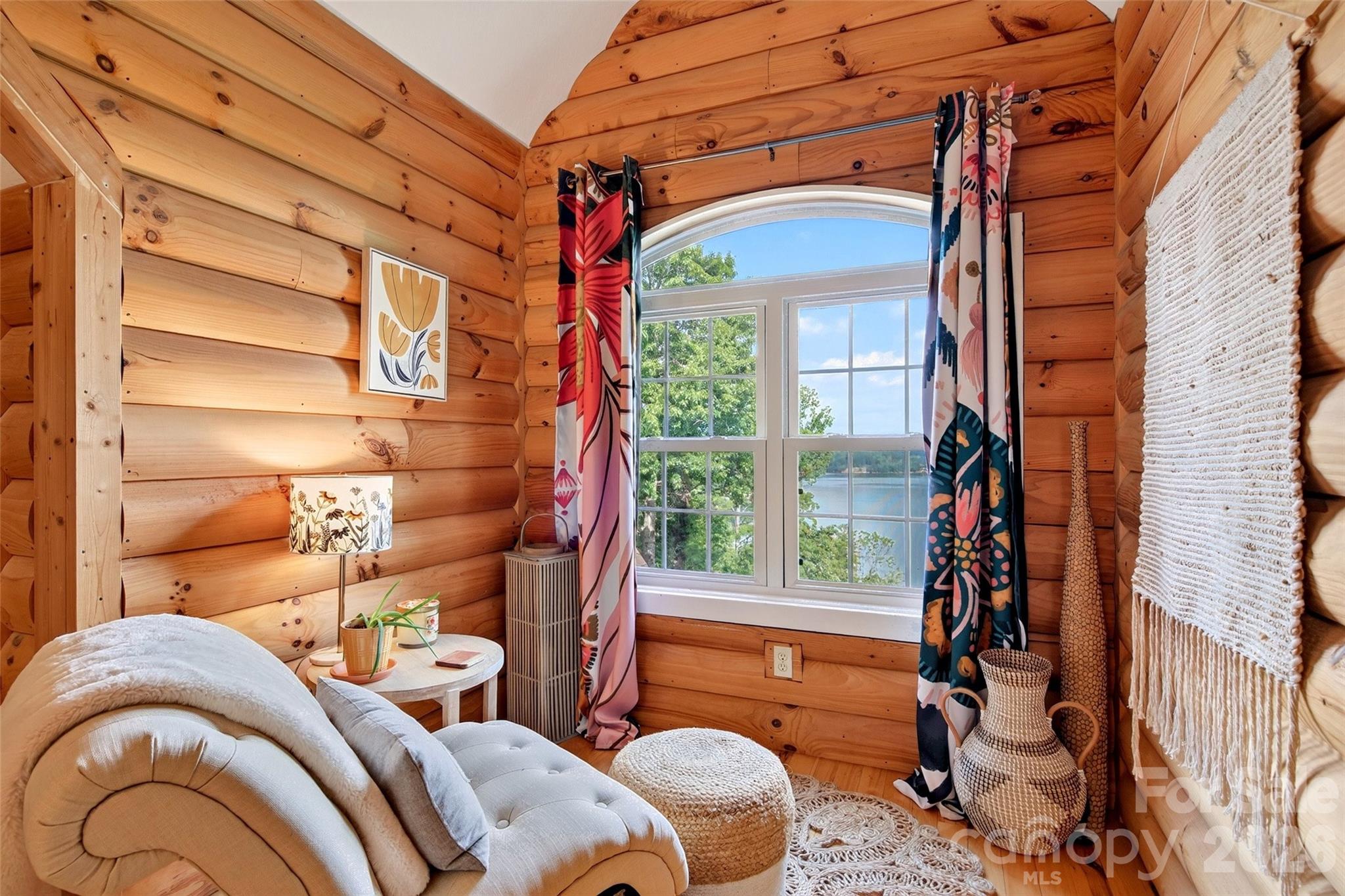 108 High Lake Drive — Nebo