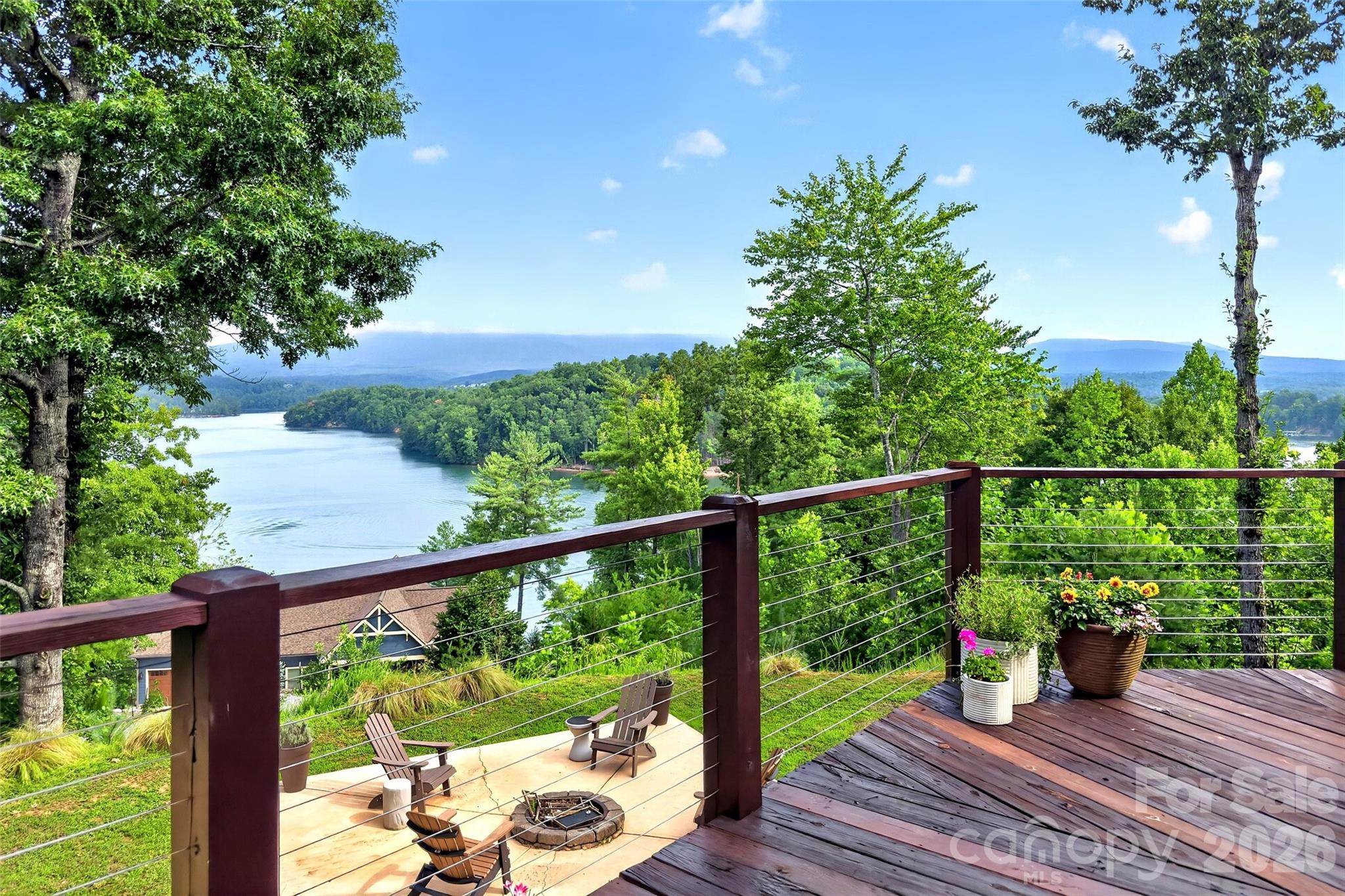 108 High Lake Drive — Nebo