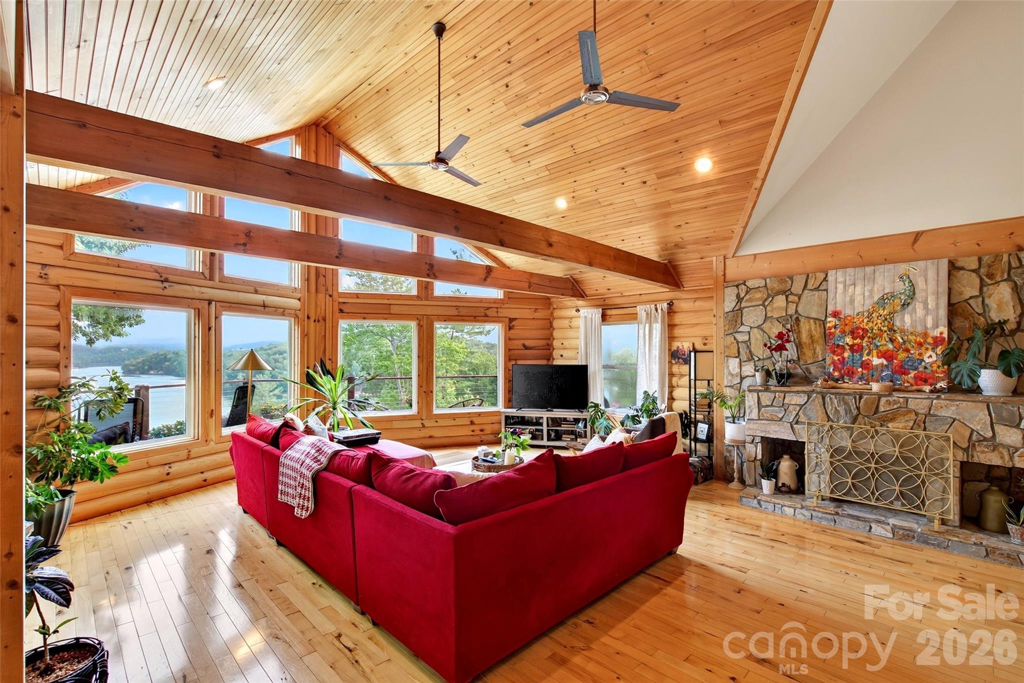 108 High Lake Drive — Nebo