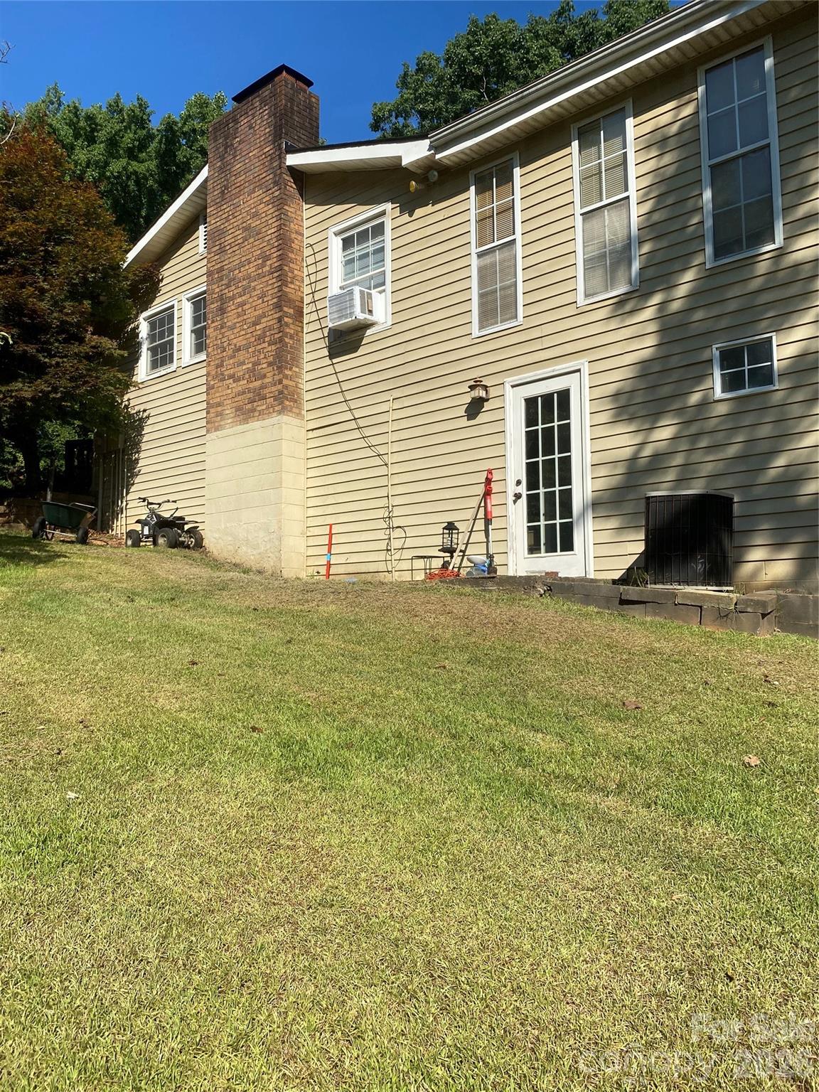146 Duck Cove Road — Belmont