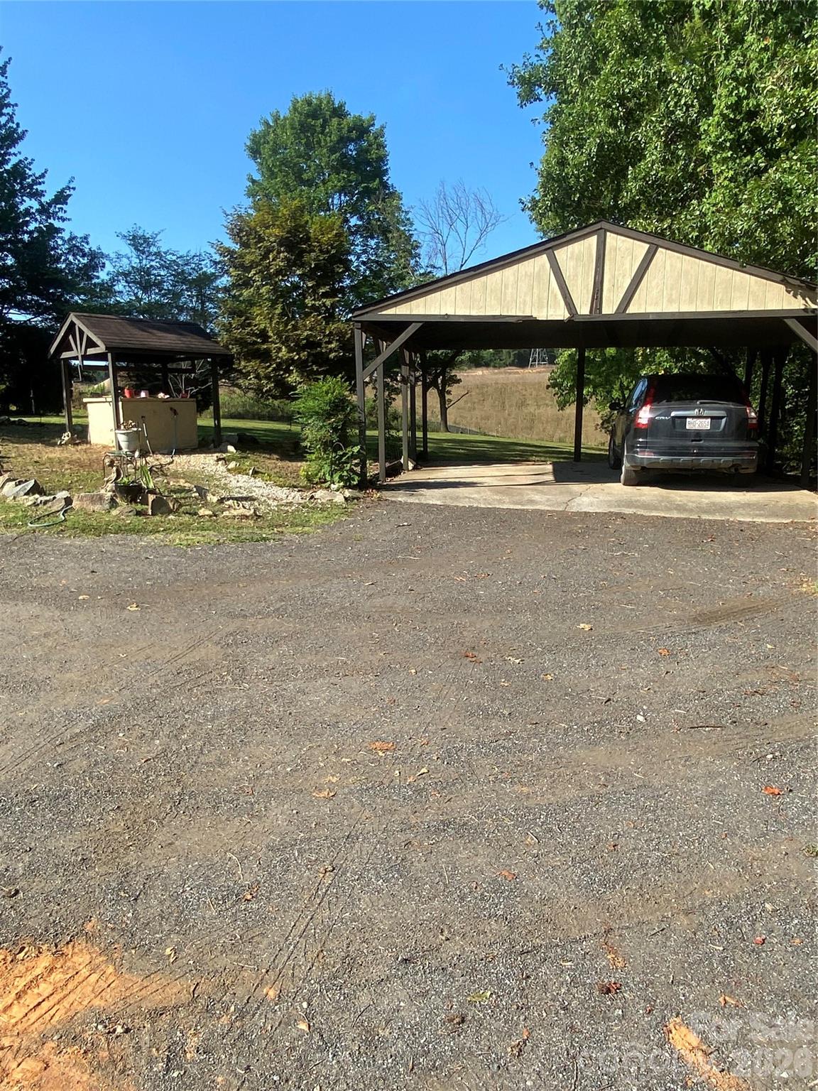 146 Duck Cove Road — Belmont