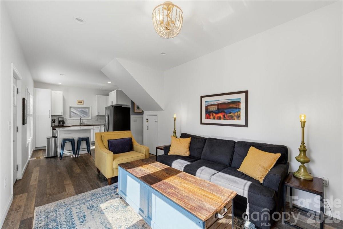109 Portmanvilla Road — Black Mountain