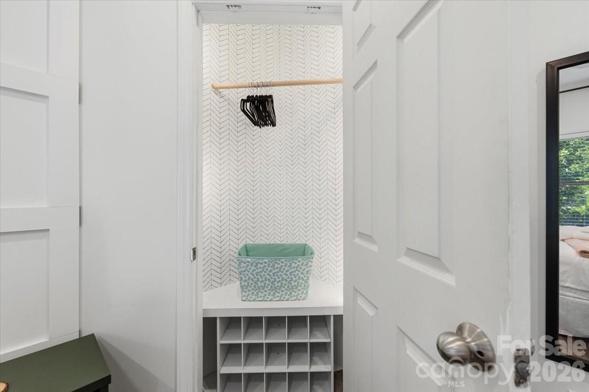 109 Portmanvilla Road — Black Mountain