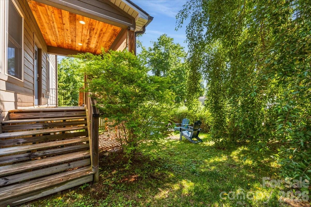 109 Portmanvilla Road — Black Mountain