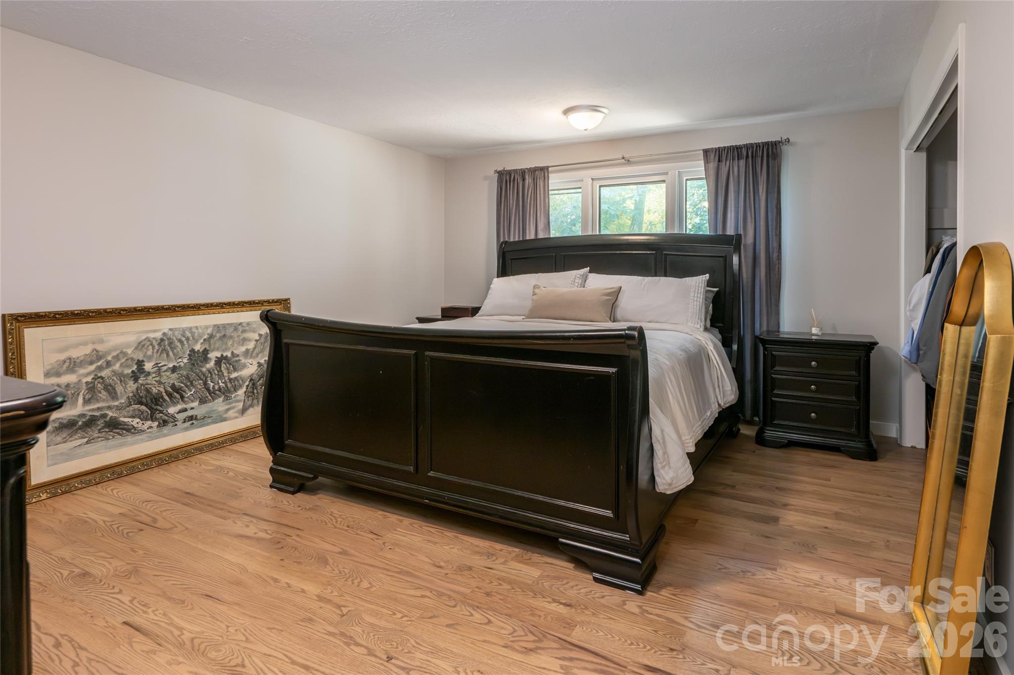 360 Pinners Cove Road — Asheville