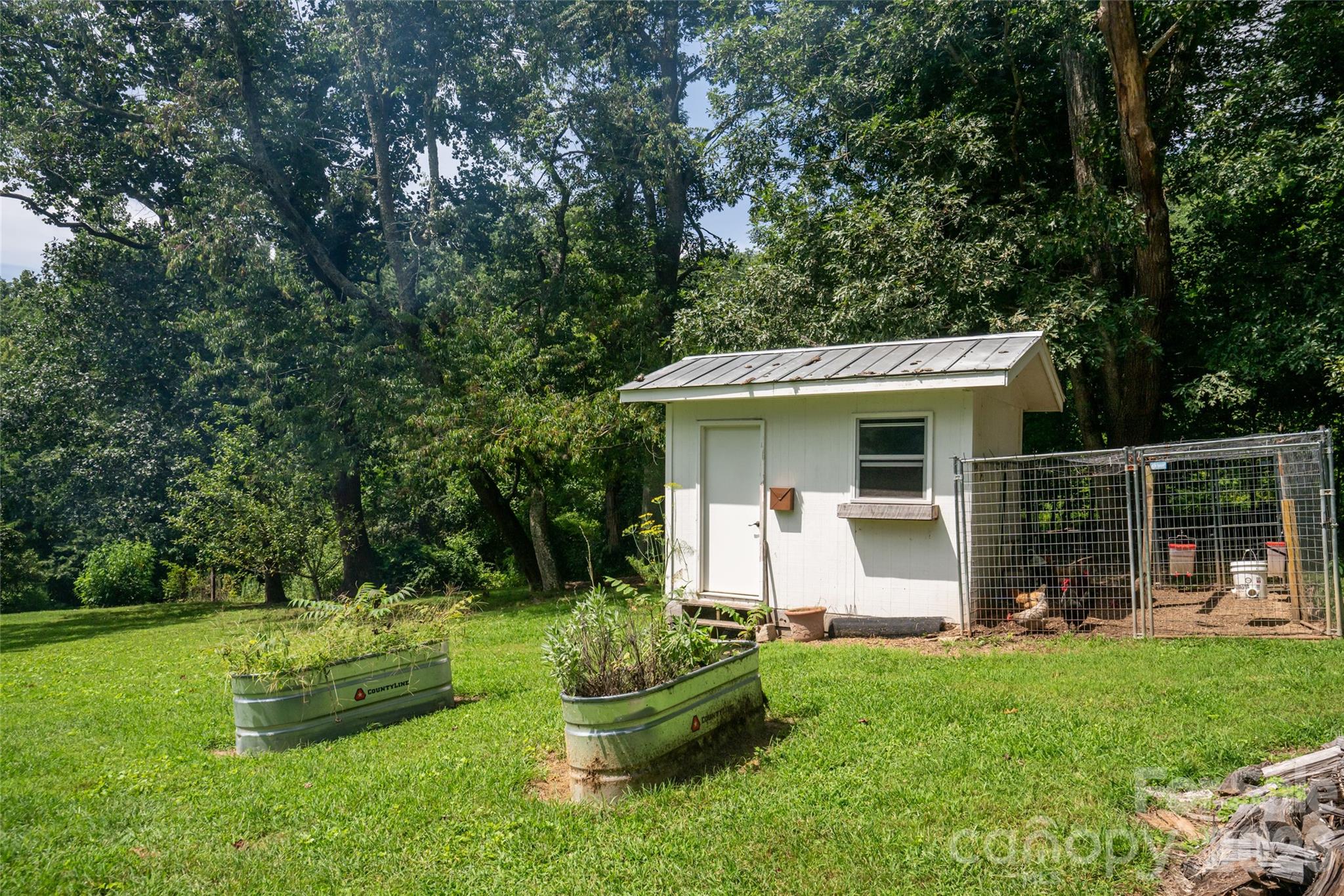 360 Pinners Cove Road — Asheville