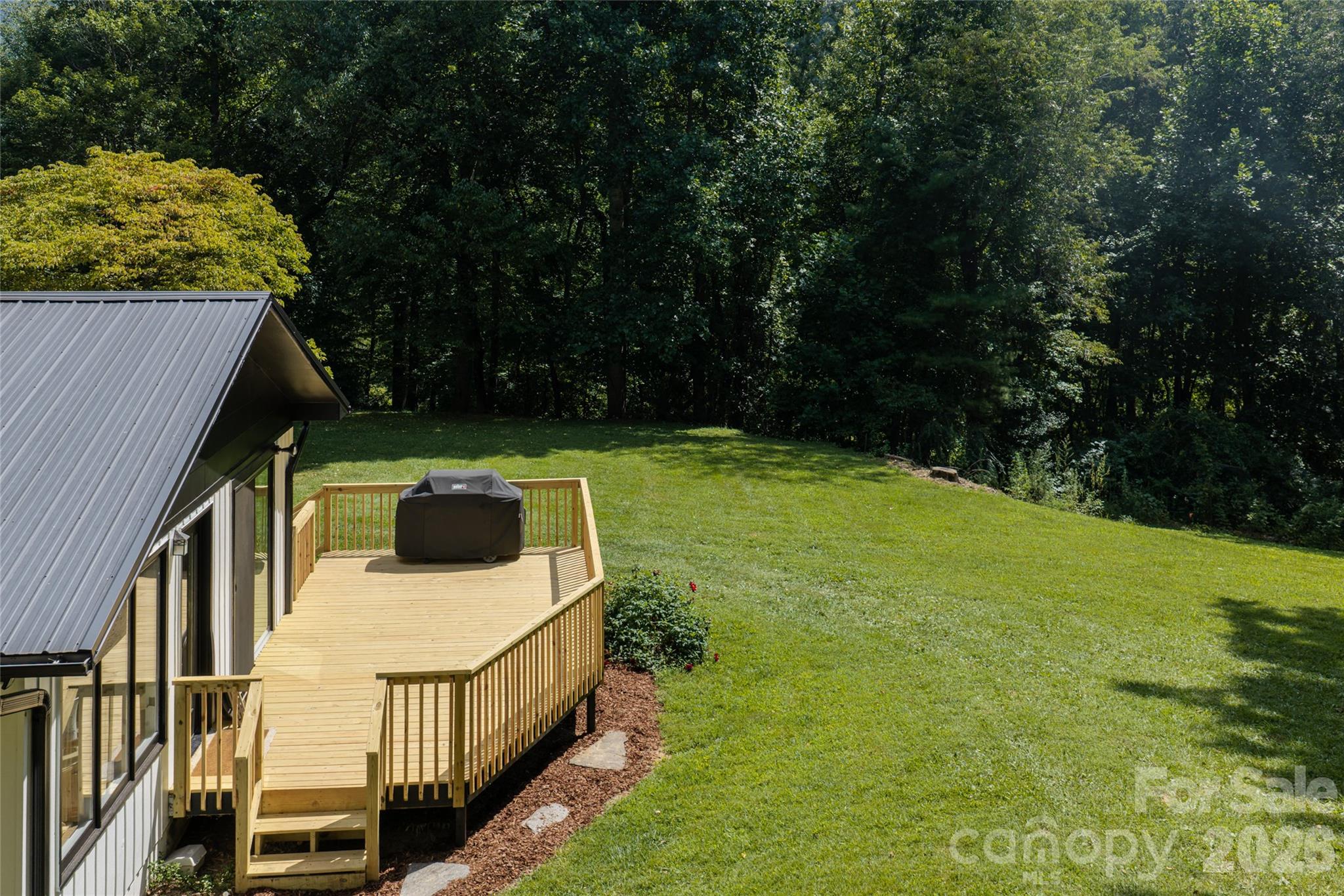360 Pinners Cove Road — Asheville