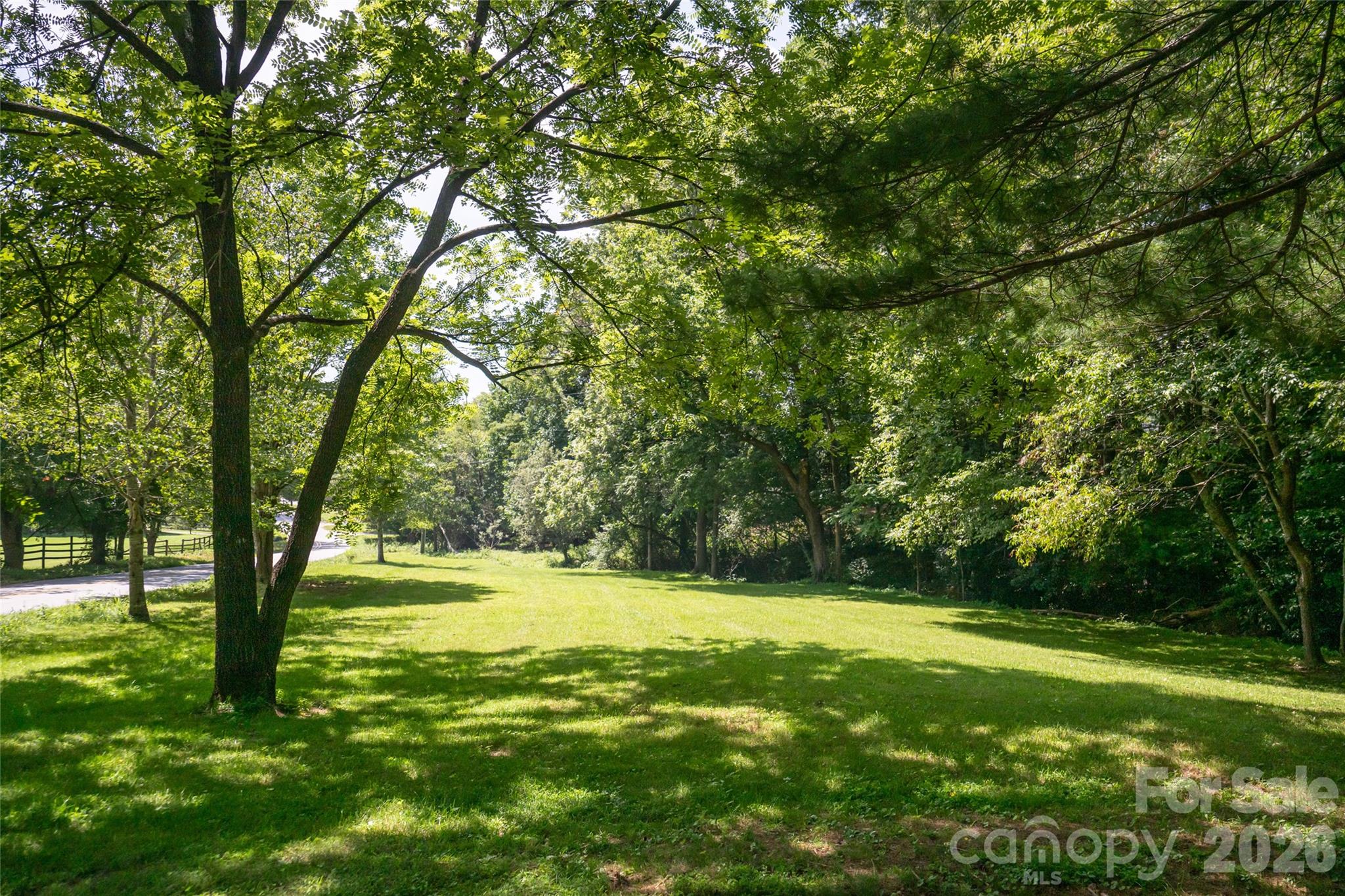 360 Pinners Cove Road — Asheville