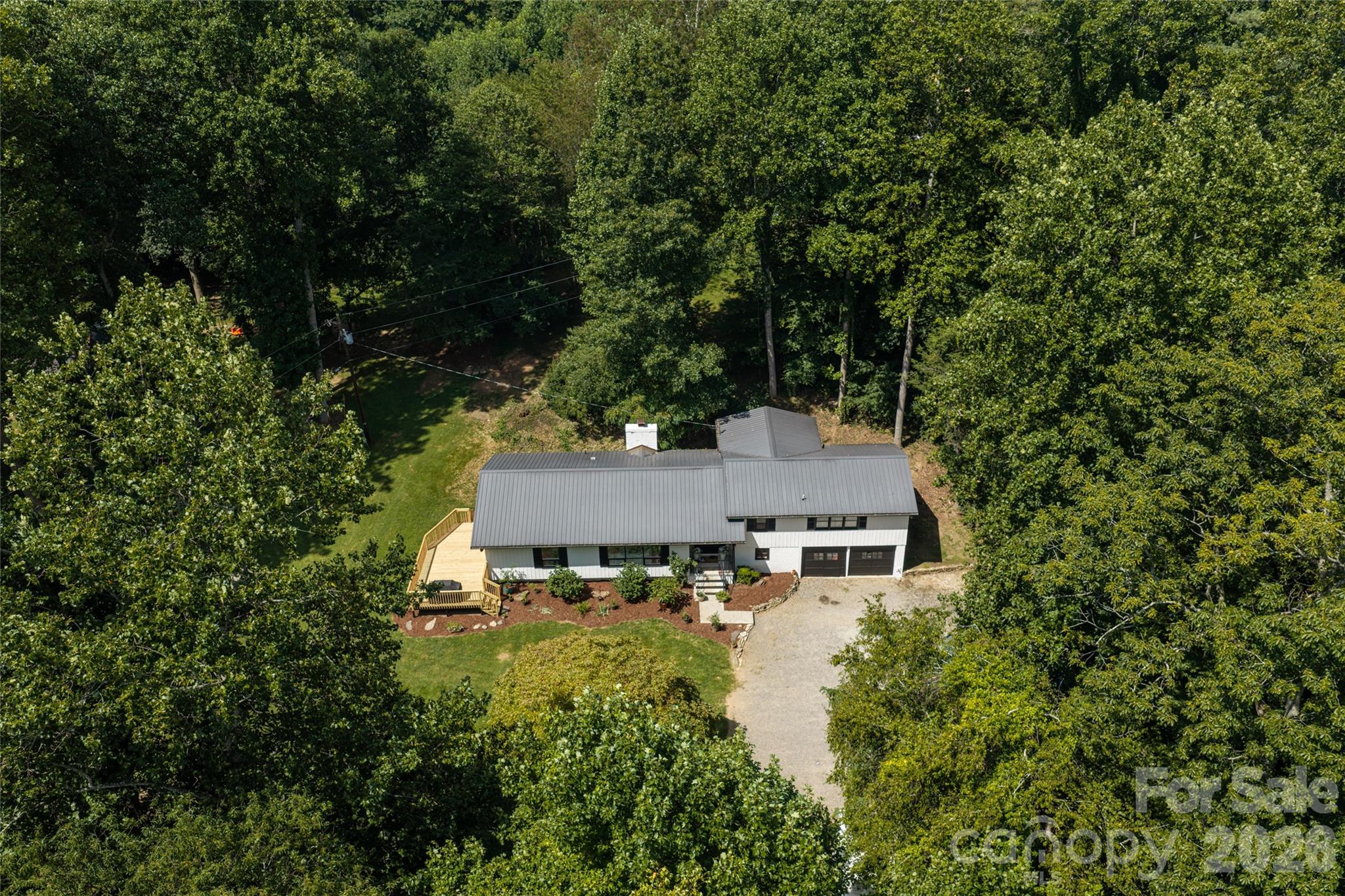 360 Pinners Cove Road — Asheville