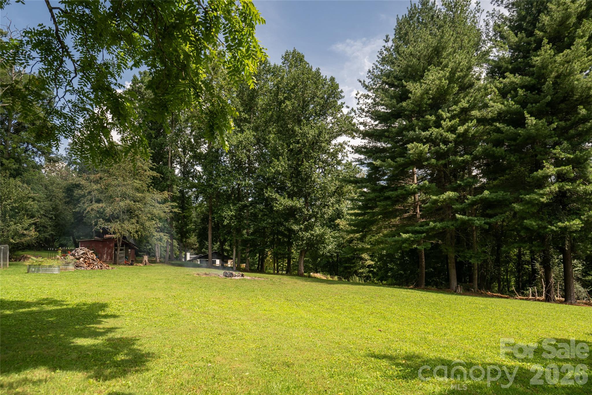 360 Pinners Cove Road — Asheville