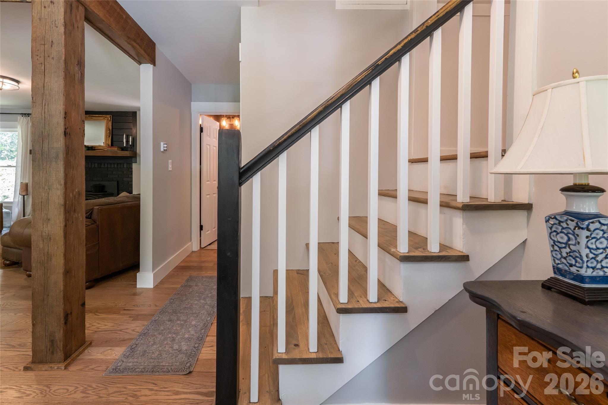 360 Pinners Cove Road — Asheville