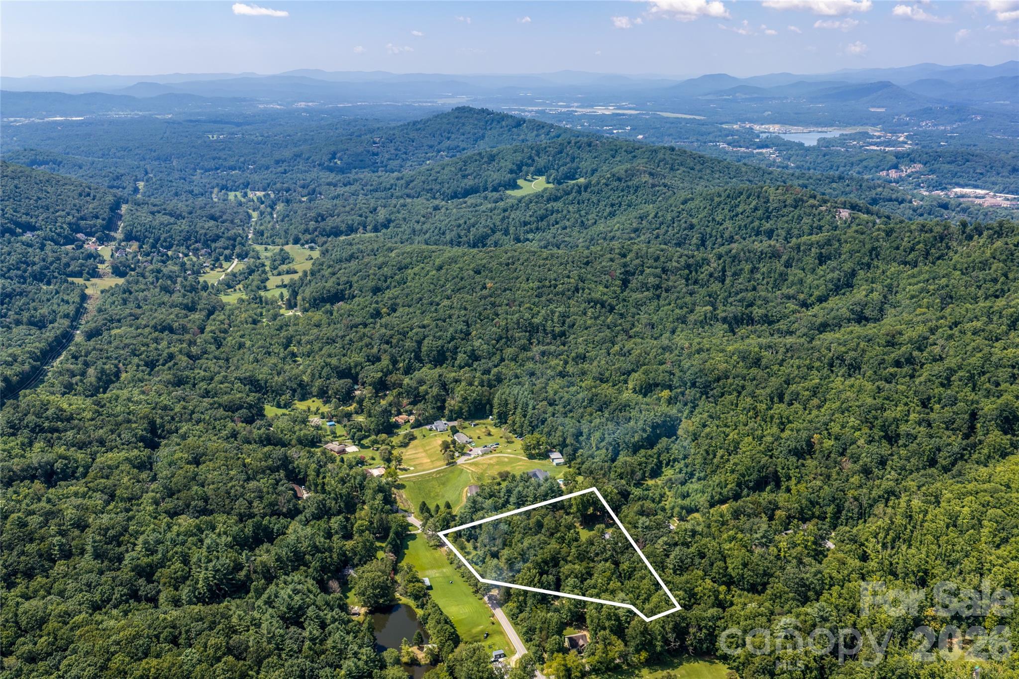 360 Pinners Cove Road — Asheville
