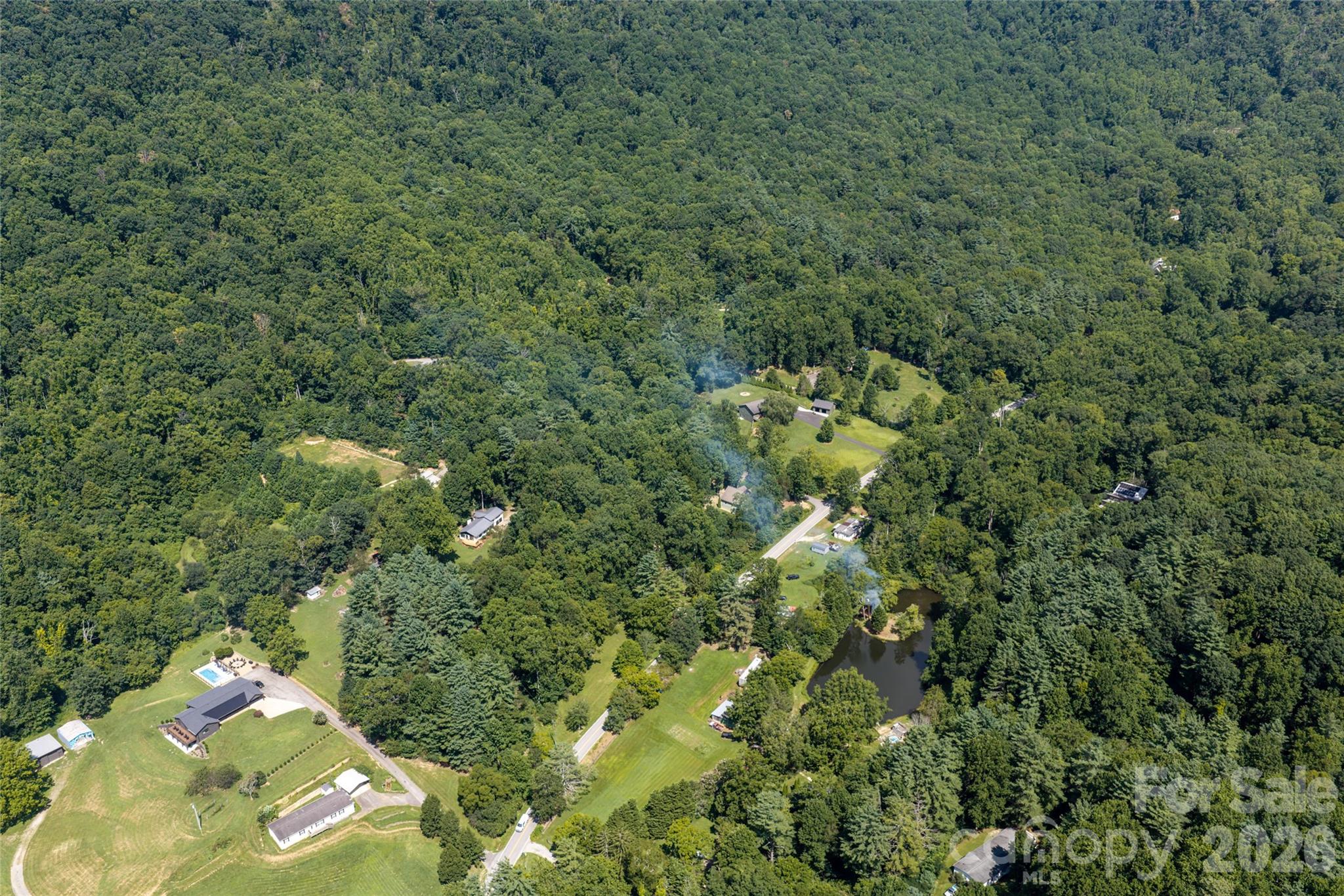 360 Pinners Cove Road — Asheville