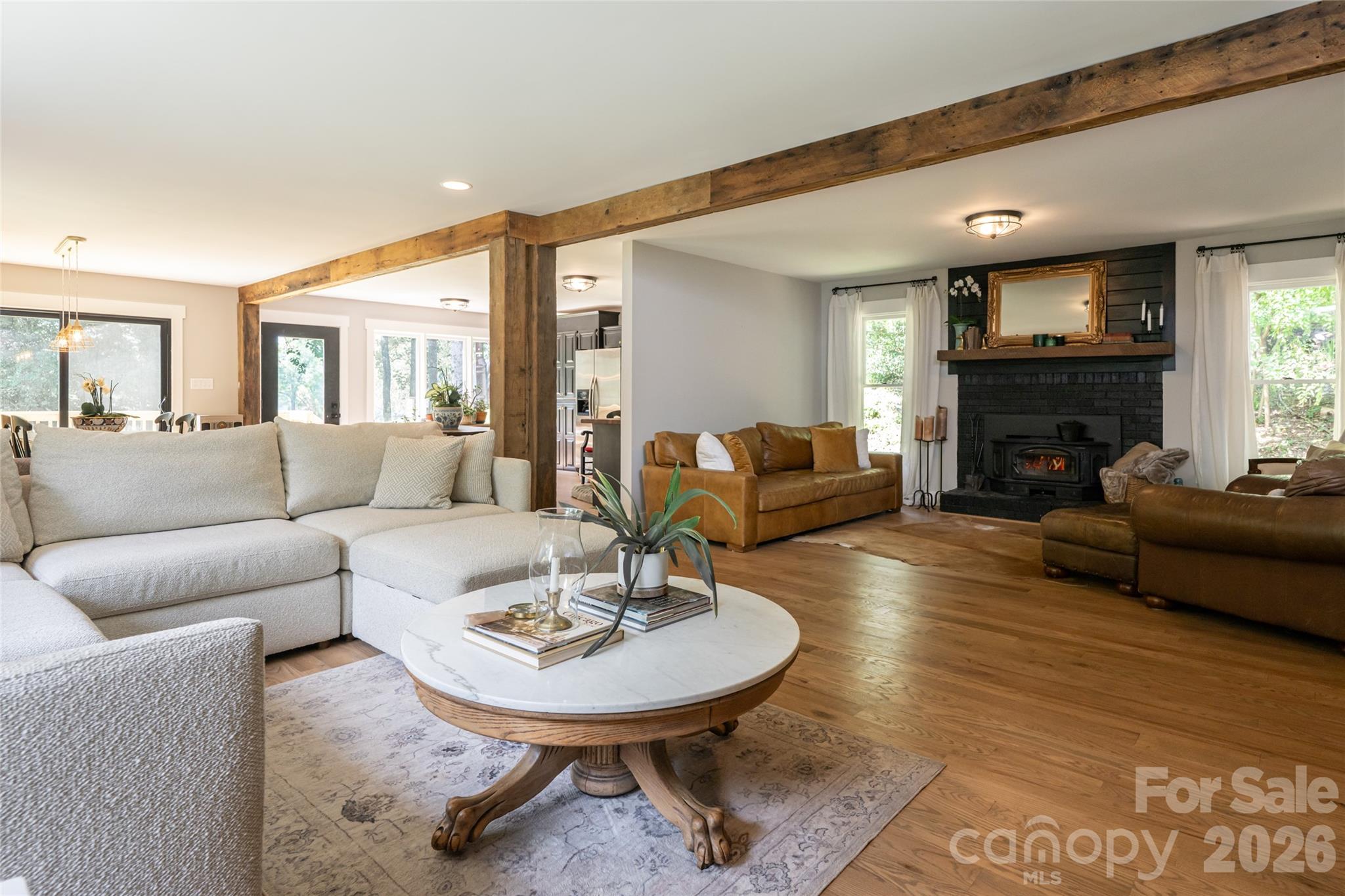 360 Pinners Cove Road — Asheville