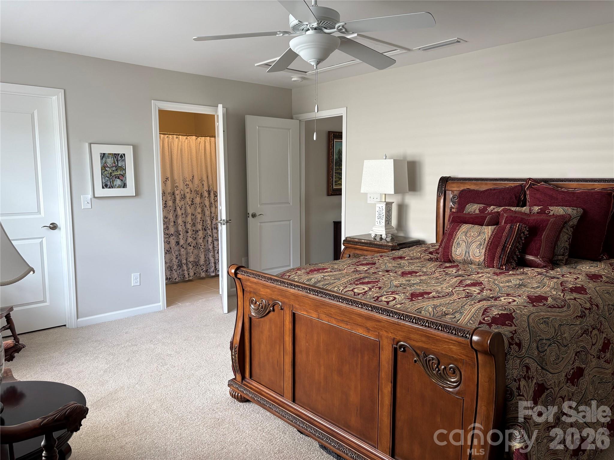 5064 Stonehill Lane — Matthews
