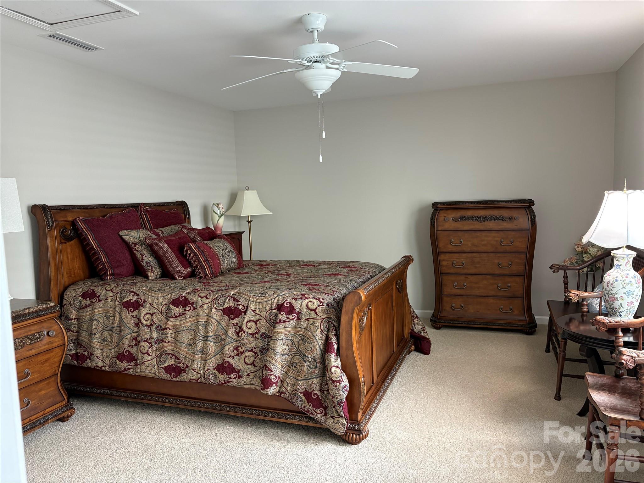 5064 Stonehill Lane — Matthews