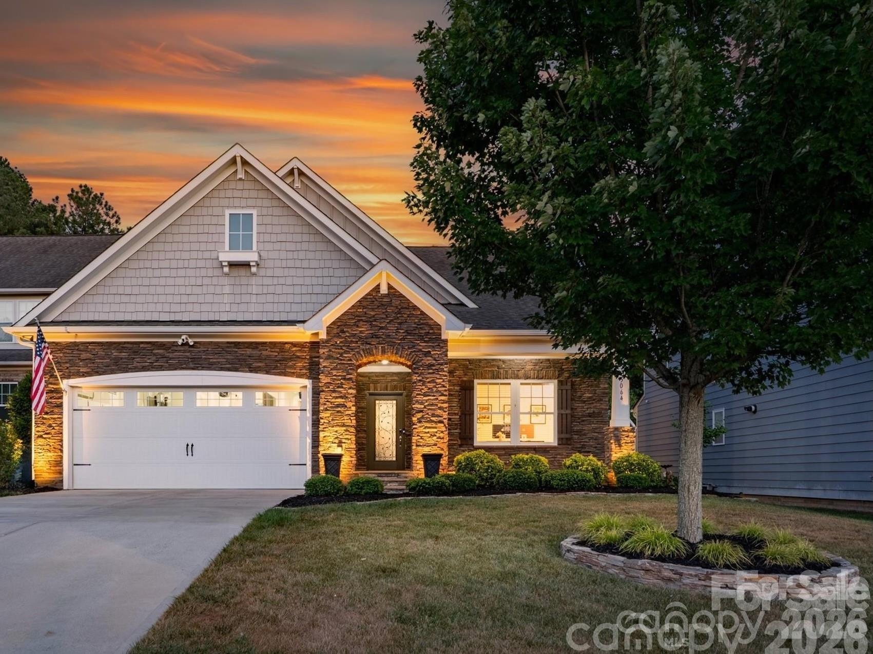 5064 Stonehill Lane — Matthews