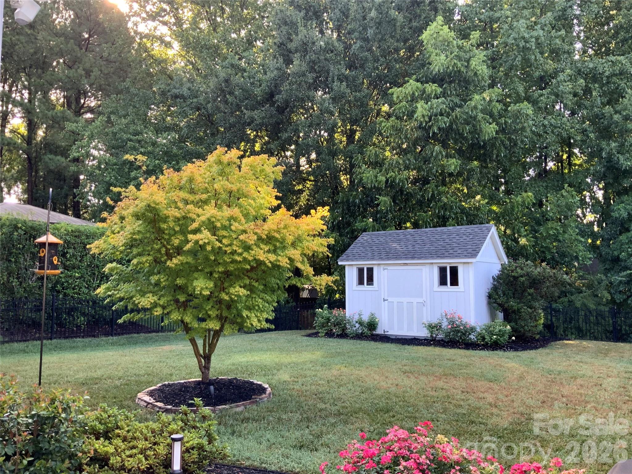 5064 Stonehill Lane — Matthews