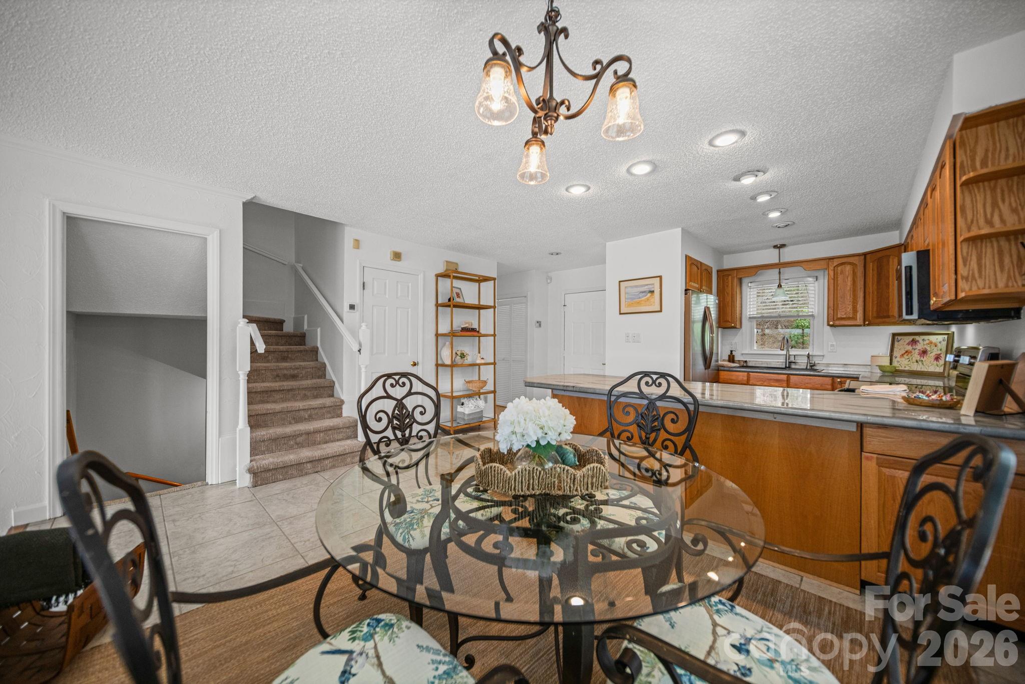 529 Catspaw Road — Statesville