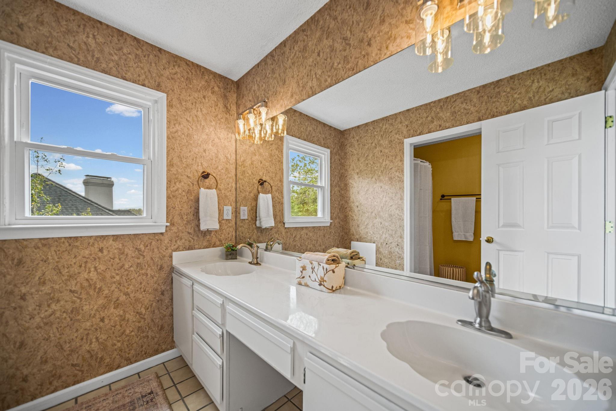 529 Catspaw Road — Statesville