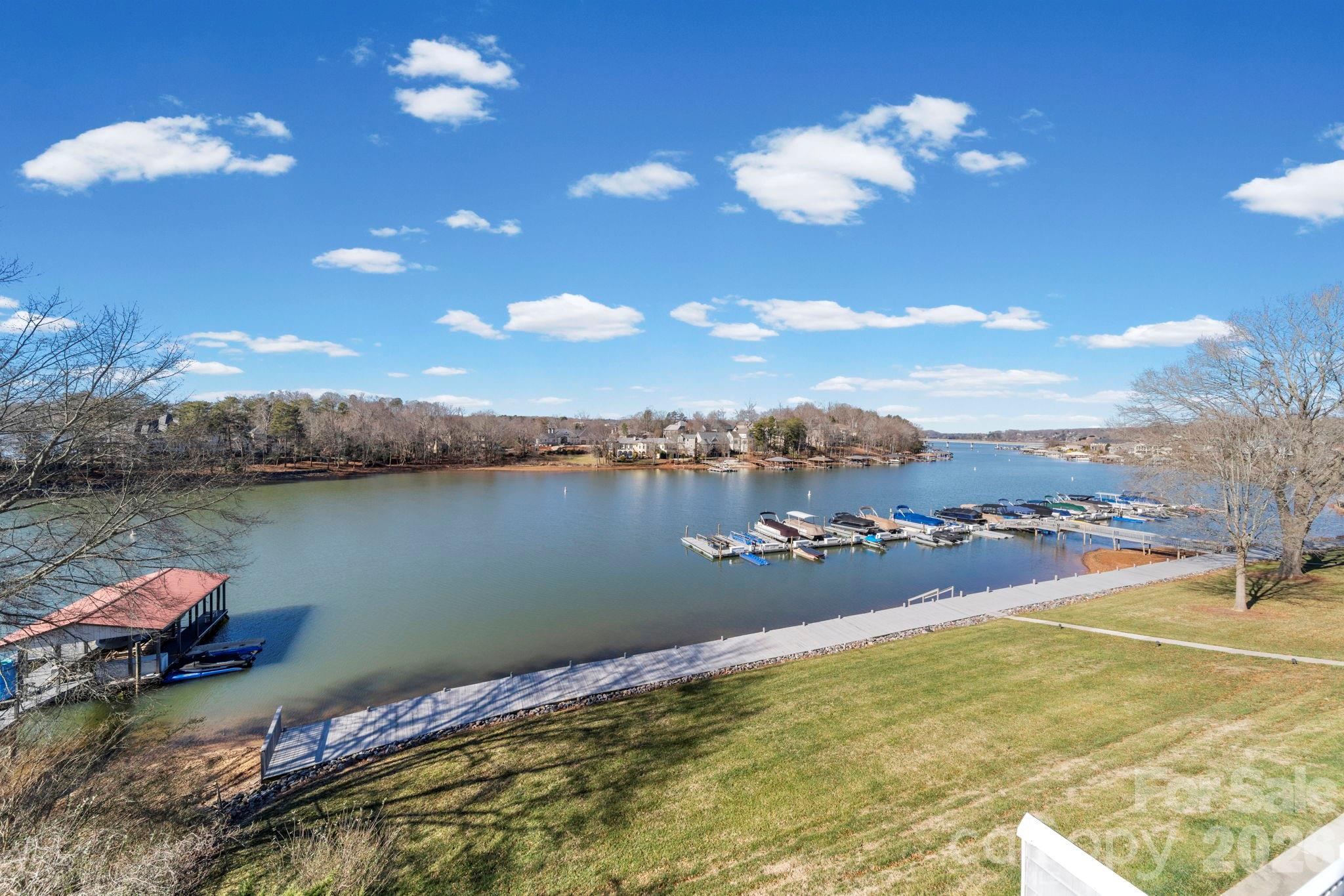 529 Catspaw Road — Statesville