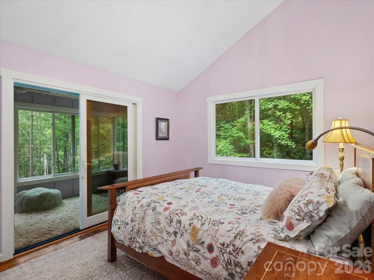 30 Kalmia Cove — Burnsville