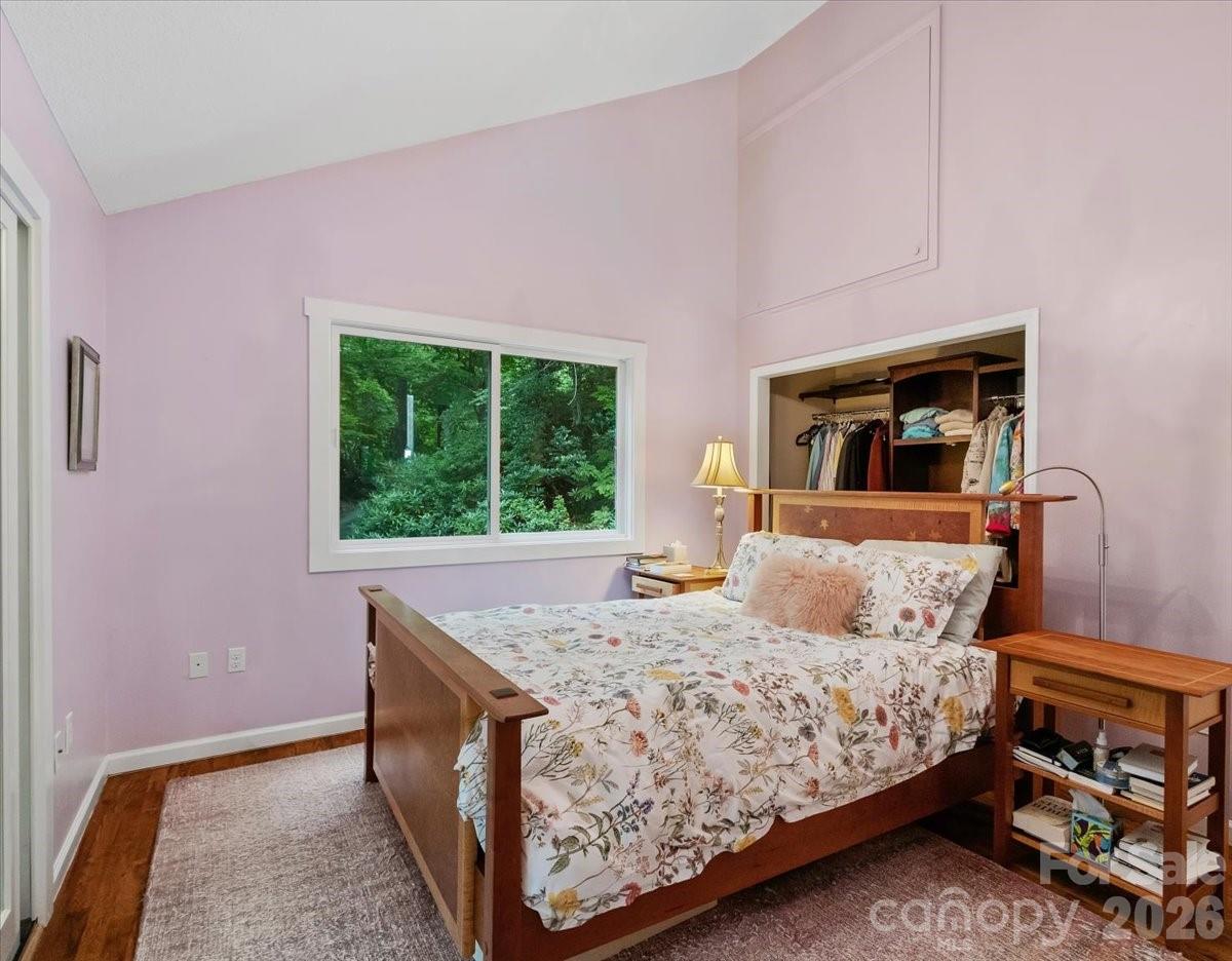 30 Kalmia Cove — Burnsville