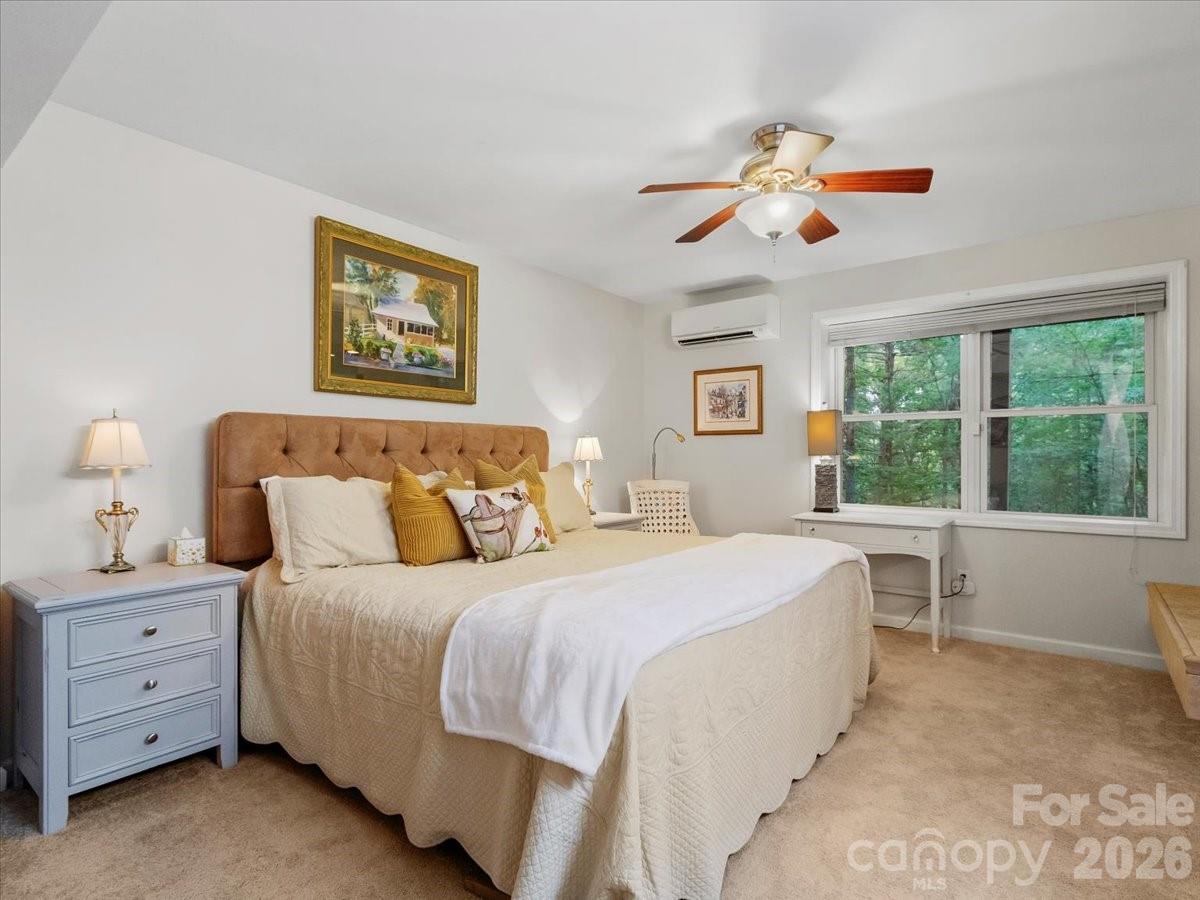 30 Kalmia Cove — Burnsville