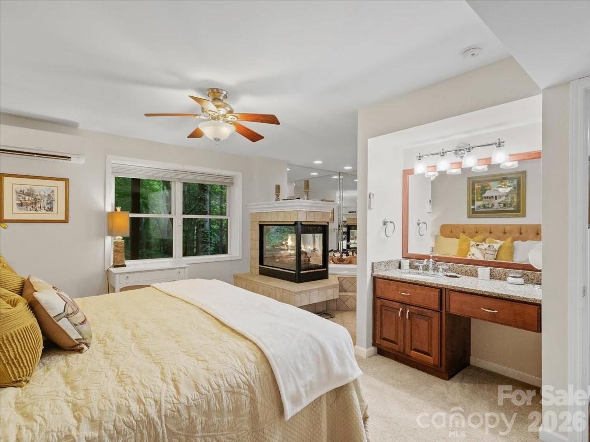 30 Kalmia Cove — Burnsville