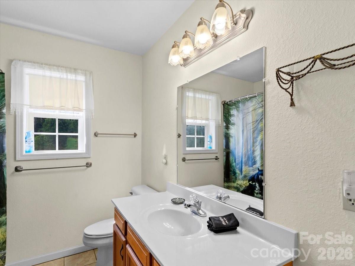 49 Pinnacle Road — Burnsville