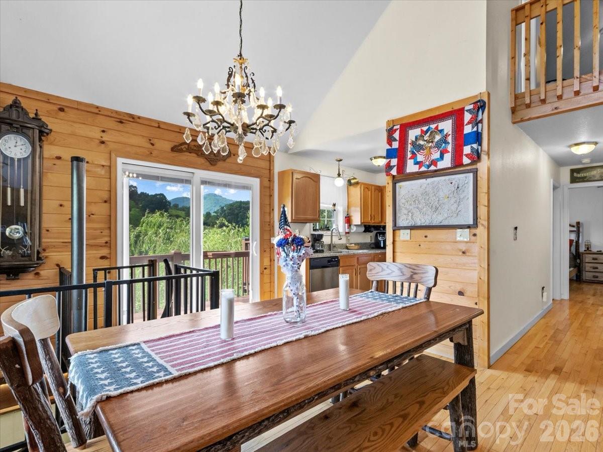 49 Pinnacle Road — Burnsville