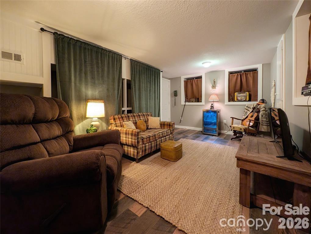 317 Balsam Drive — Waynesville