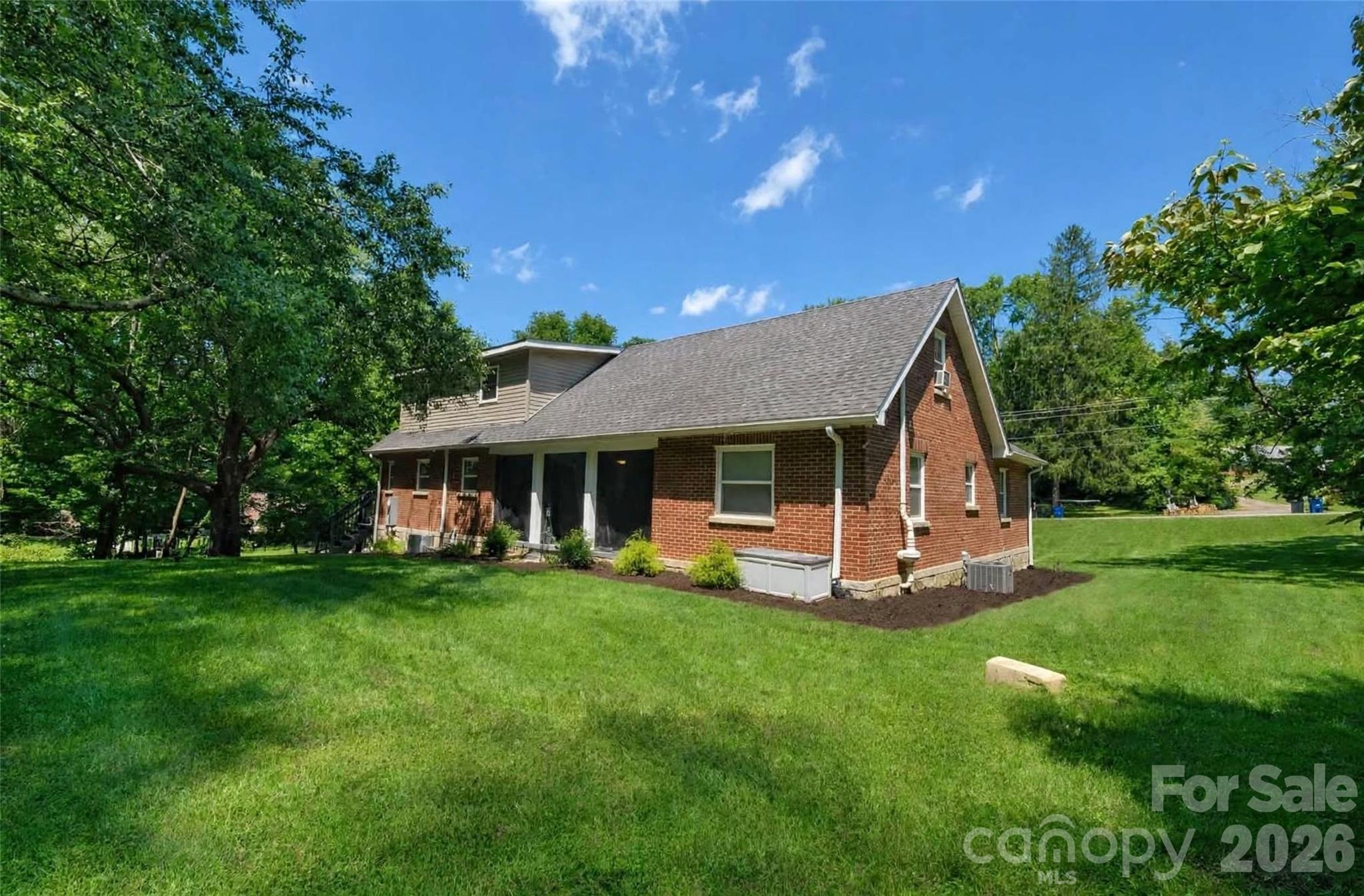 317 Balsam Drive — Waynesville