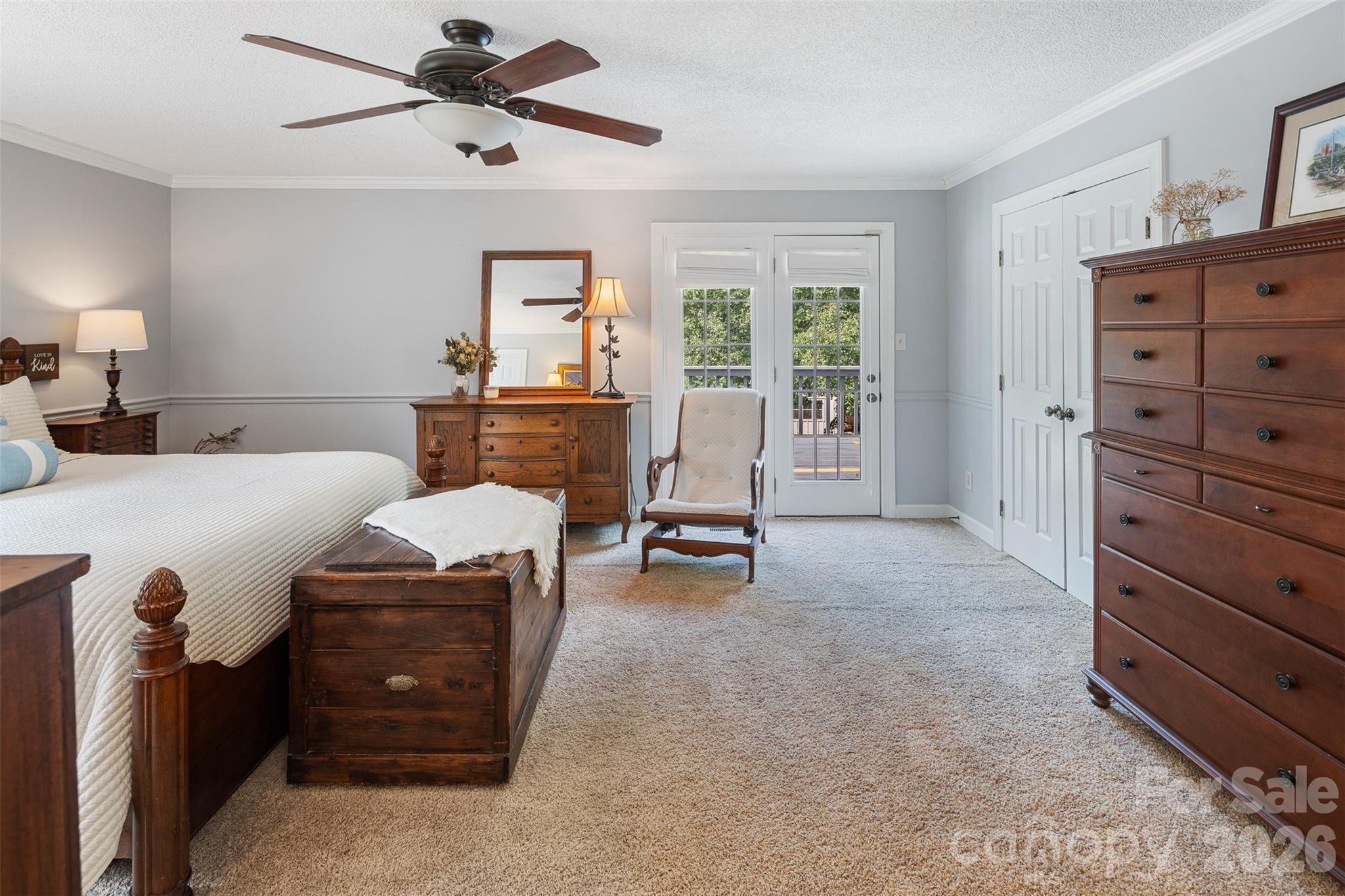 1413 Windemere Lane — Hickory