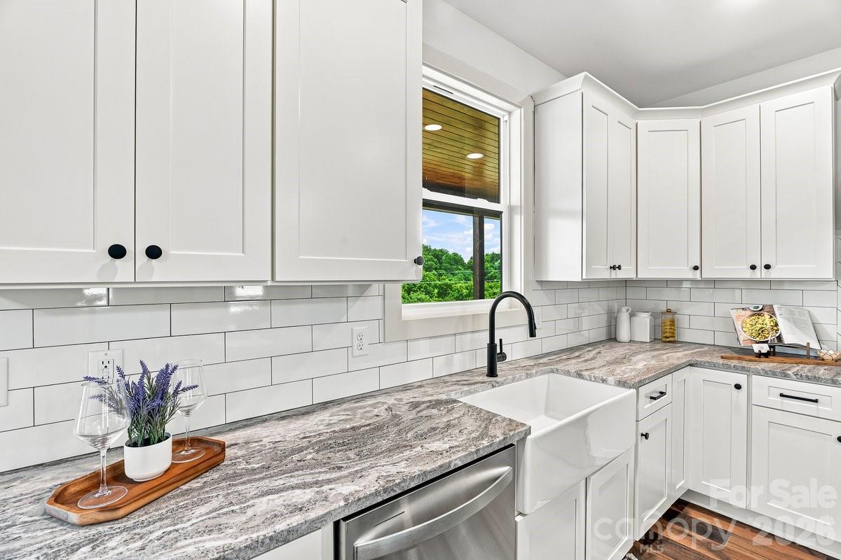 30 Johnny Roberts Road — Alexander