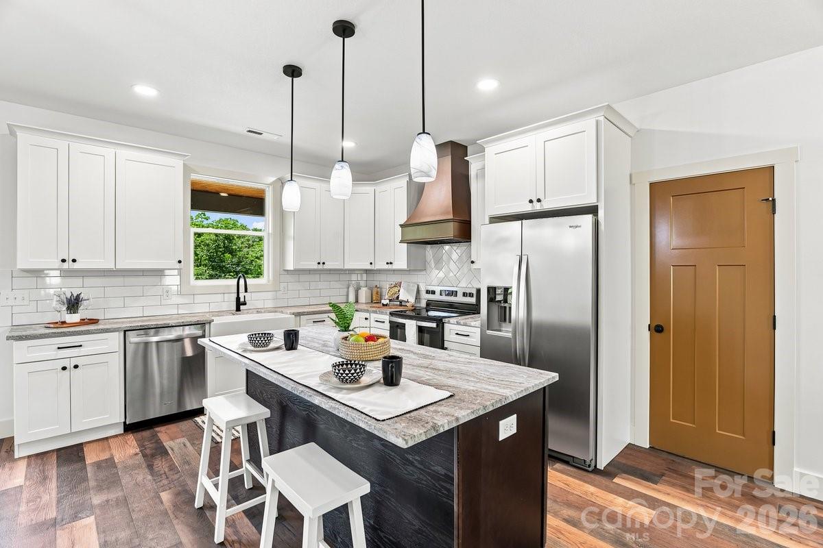 30 Johnny Roberts Road — Alexander
