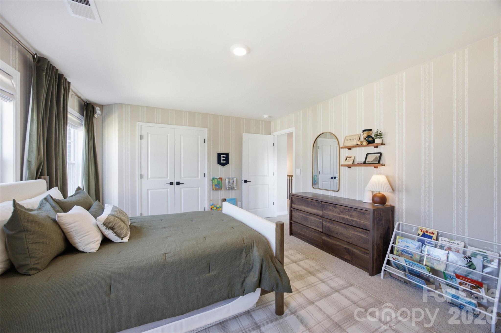 5821 Casper Drive — Charlotte