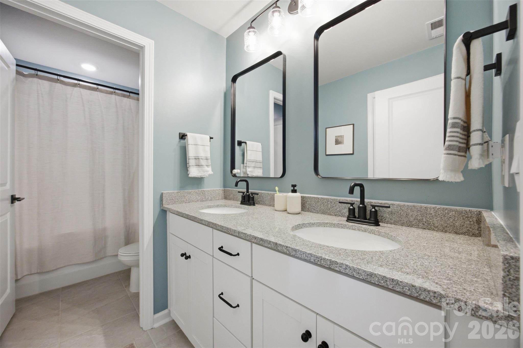 5821 Casper Drive — Charlotte
