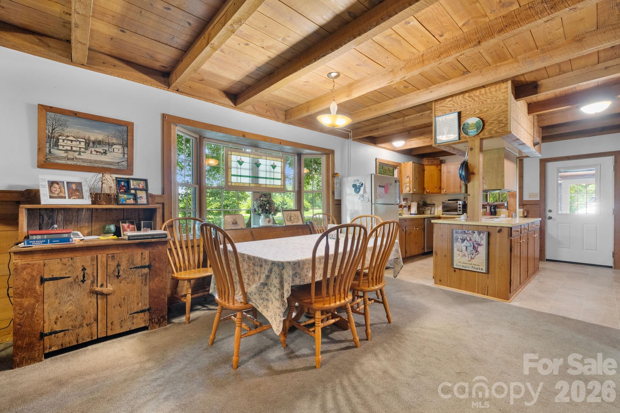 2097 Hermit Trail — Newton