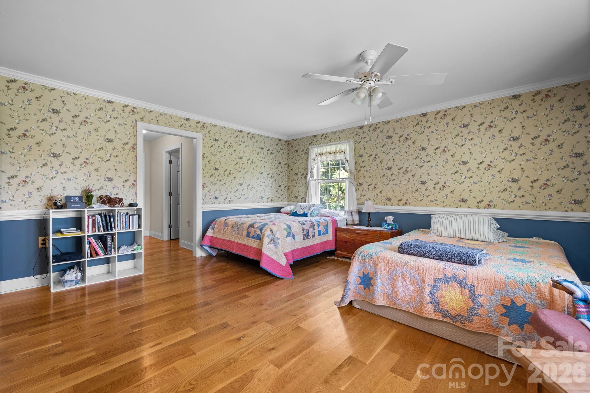 2097 Hermit Trail — Newton