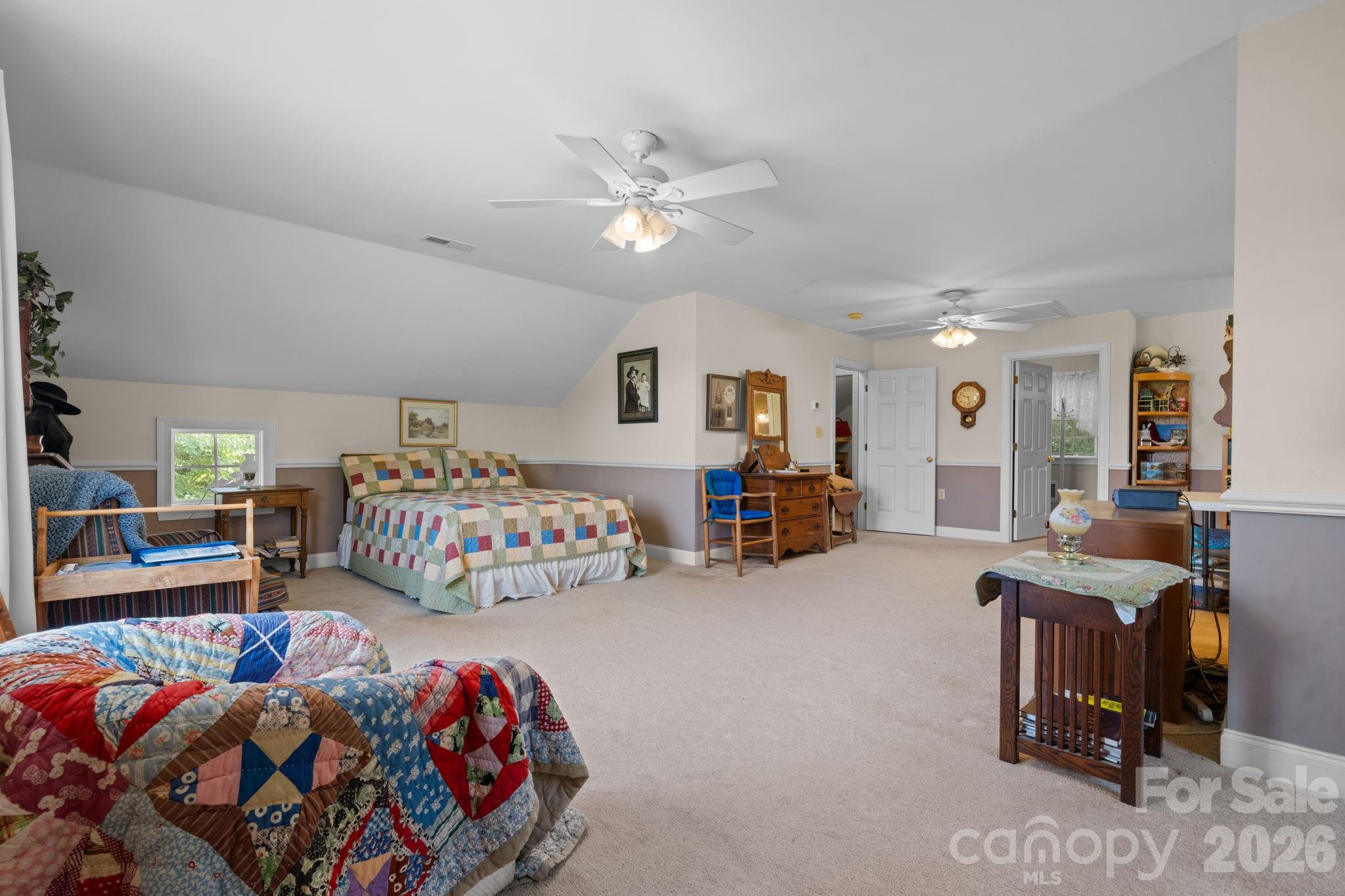 2097 Hermit Trail — Newton