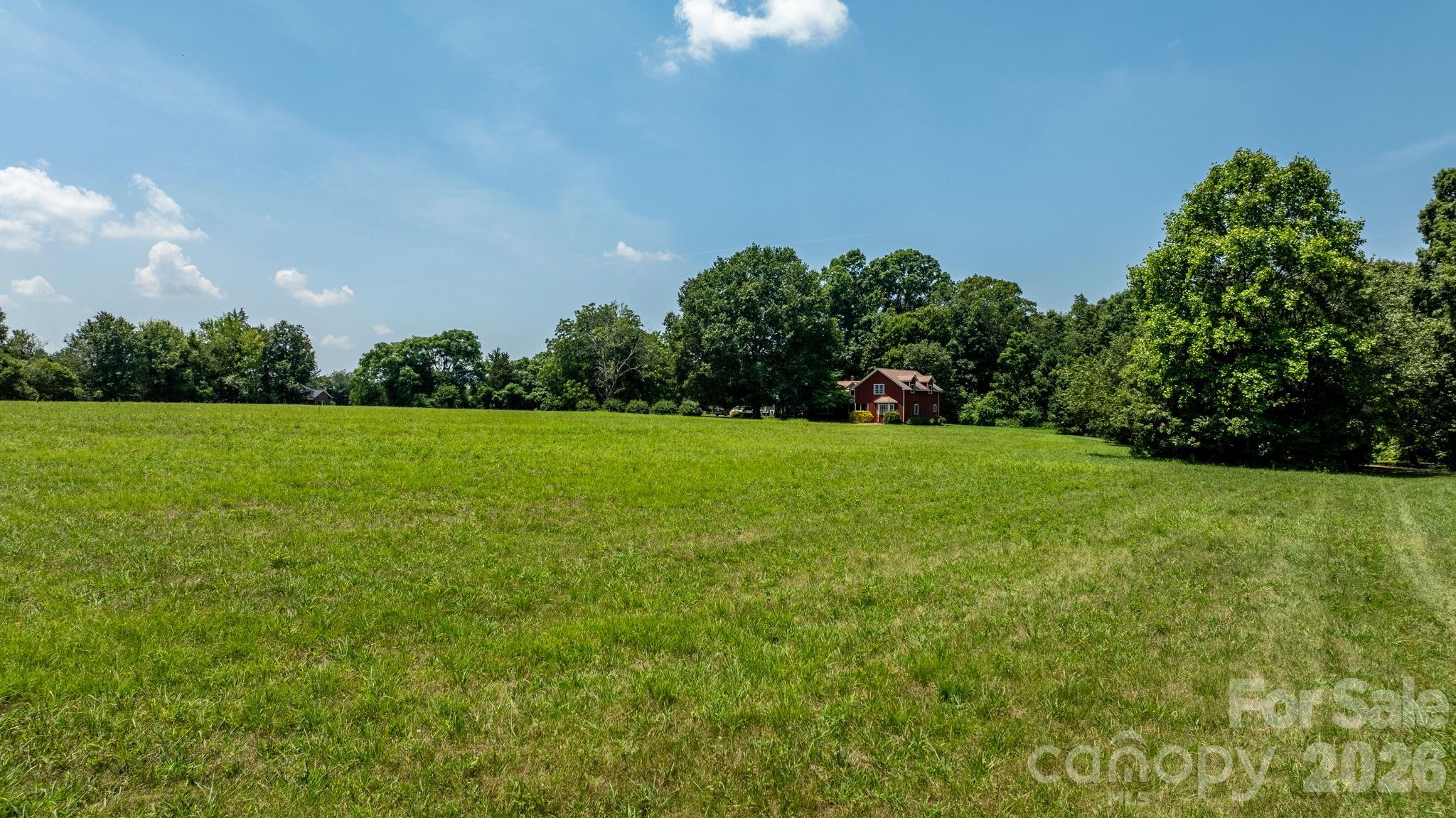 2097 Hermit Trail — Newton