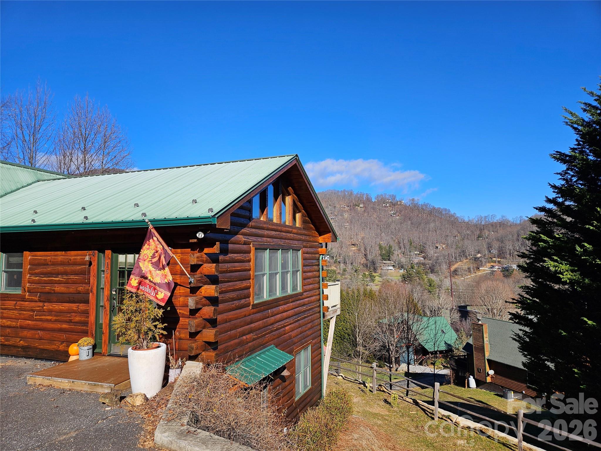16 Hiawatha Drive — Maggie Valley