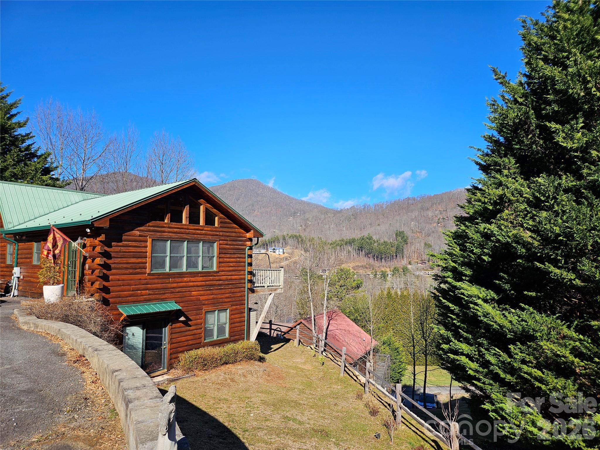 16 Hiawatha Drive — Maggie Valley